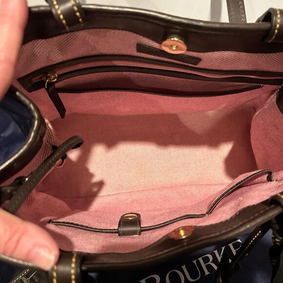 Dooney & Bourke Croc Embossed Double Strap Tassel Shoulder Bag Keychain Dust Bag - Picture 13 of 16